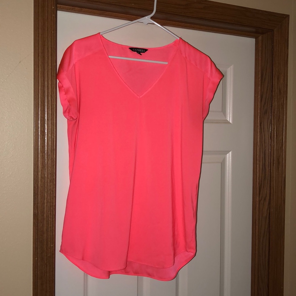 Coral short sleeved satin shirt